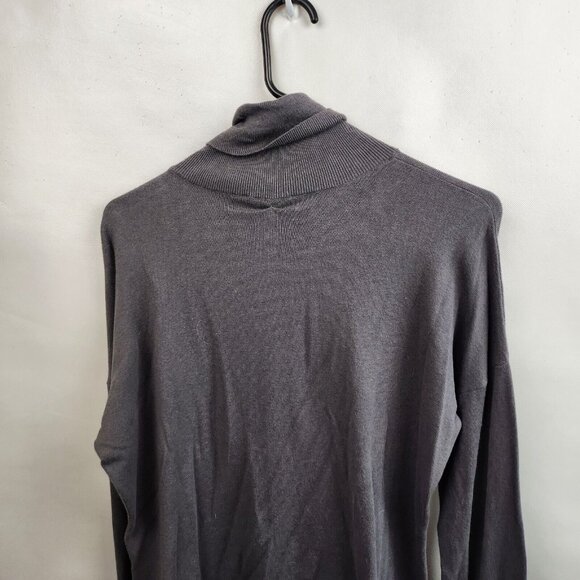 DG2 By Diane Gilman Womens Turtleneck Sweater Large Gray Embellished Pullover - Picture 8 of 8